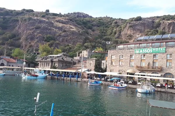 Assos Antik Liman - Resim 3