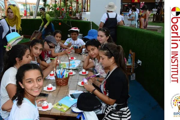 berlin INSTITUT Yabancı Dil Okulları - Resim 10