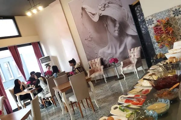 The Queens Suite Hotel - Resim 10