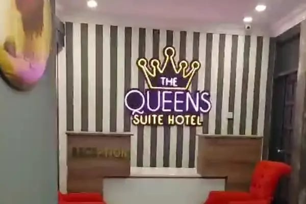 The Queens Suite Hotel - Resim 8