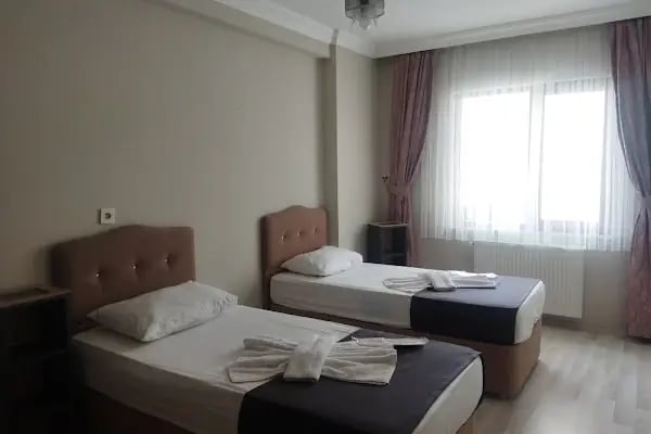 The Queens Suite Hotel - Resim 5