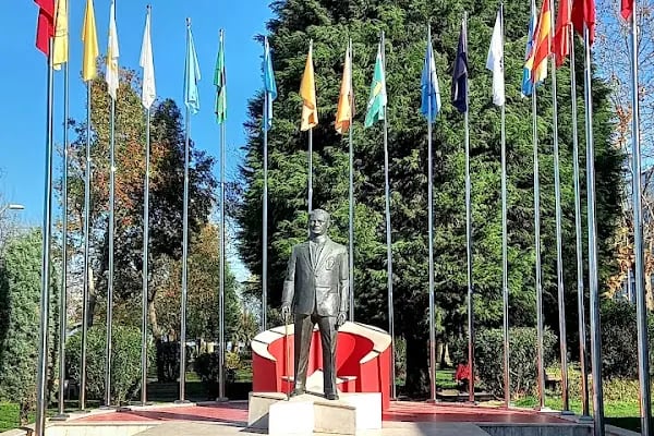 Karamürsel Sahili - Resim 5
