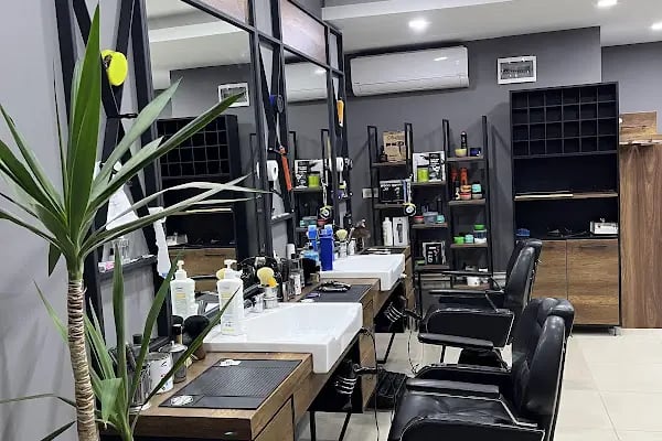 Salon Elit Erkek Kuaförü - Resim 2