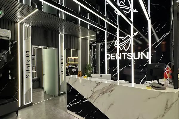 Özel Dentsun Diş Polikliniği 7/24 Karşıyaka - Resim 1