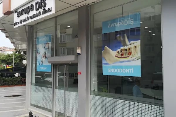 AvrupaDiş Ambarlı Ağız ve Diş Sağlığı Polikliniği - Resim 19
