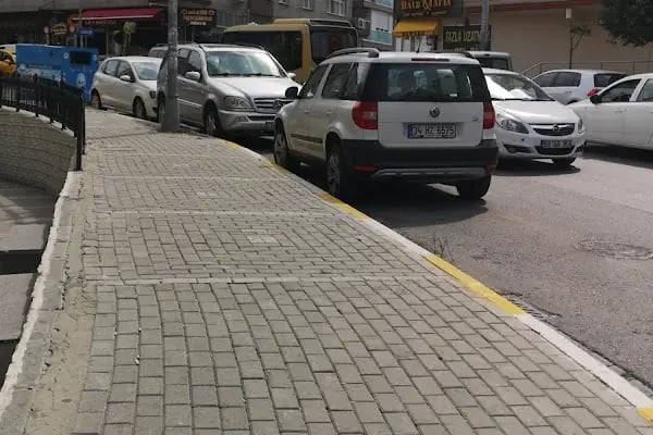 AvrupaDiş Ambarlı Ağız ve Diş Sağlığı Polikliniği - Resim 18