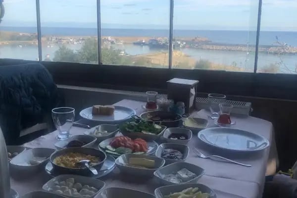 Gizli Bahçe Motel Restaurant - Resim 11