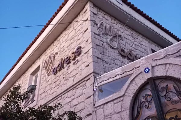 My Adress Alacati Otel - Resim 4