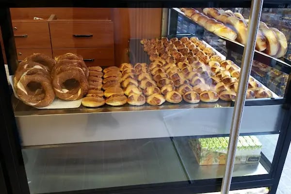 Buhara Kardeşler Simit Fırını - Resim 3