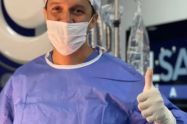 Operatör Doktor İhsan Atabay | Kadın Hastalıkları ve Doğum Uzmanı | Acıbadem Bayraklı Tıp Merkezi - Resim 2
