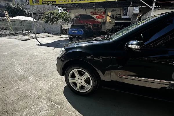 Life 33 oto yıkama ve oto park - Resim 2