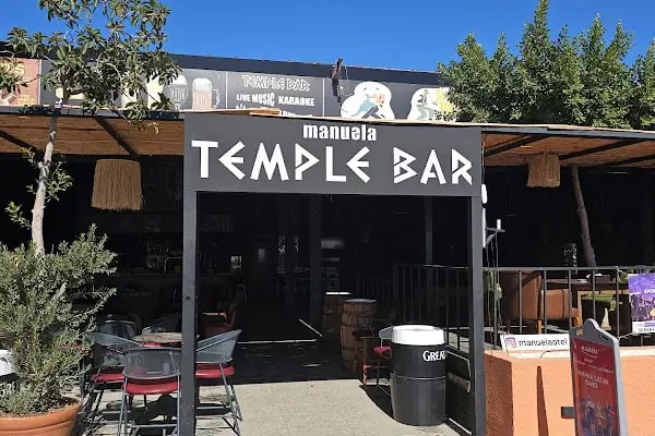 Queen Beach&amp;Pub - Resim 18