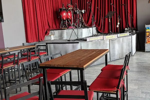 Queen Beach&amp;Pub - Resim 19