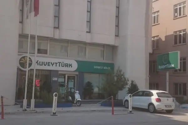 Kuveyt Türk Mersin Serbest Bölge Şubesi - Resim 4