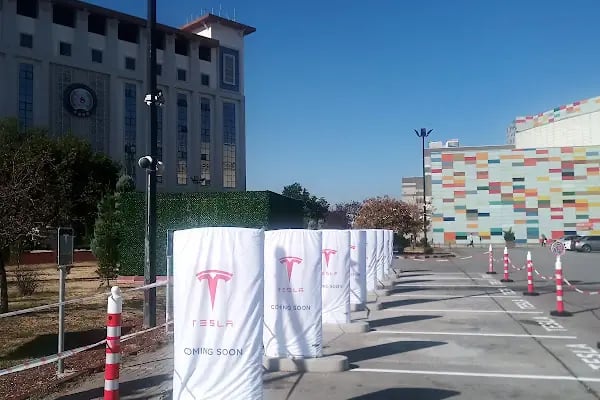 Tesla Supercharger - Resim 4