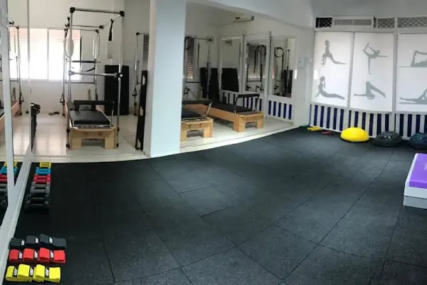 REFORMER COACH STUDIO - Resim 6