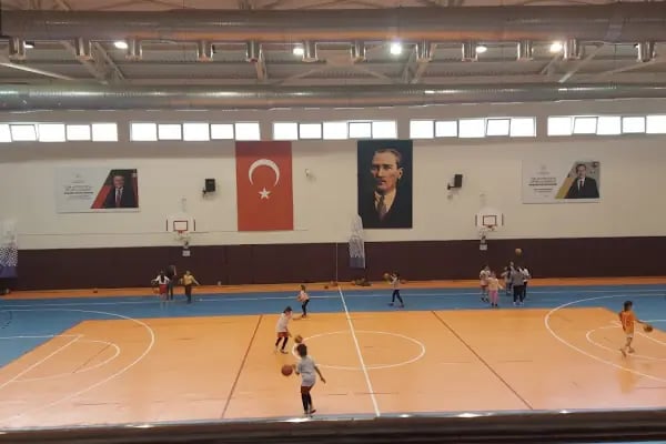 Demre Kapalı Spor Salonu - Resim 11