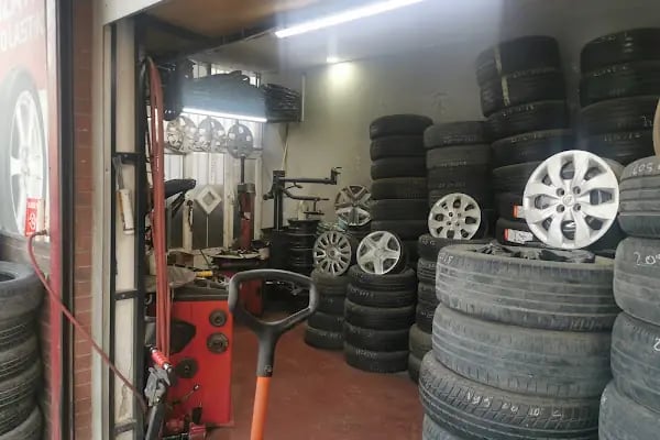 Dizayn Oto Lastik 7/24 Yol Yardım - Resim 14