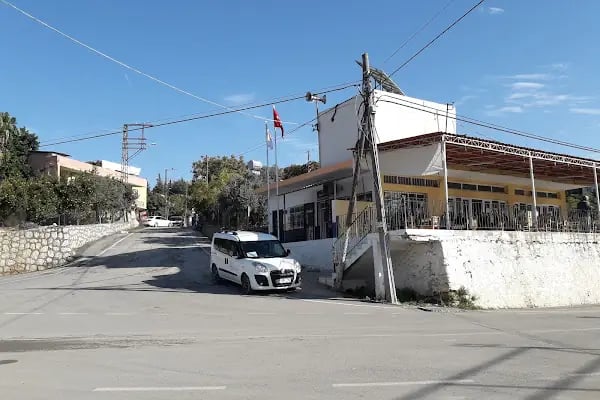 Karaisalı (Üseli Köyü) Mahallesi Muhtarlığı - Resim 2