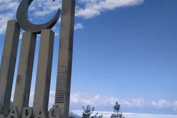 Aladağ millet bahçesi - Resim 1