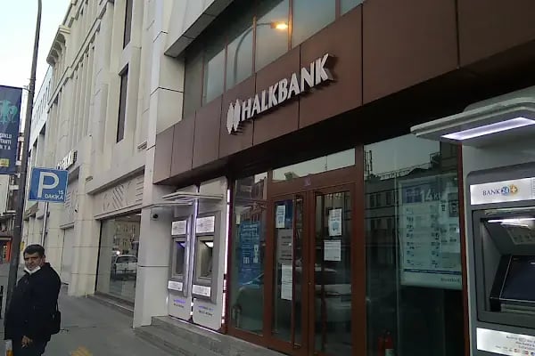 Halkbank Konya Şubesi - Resim 11