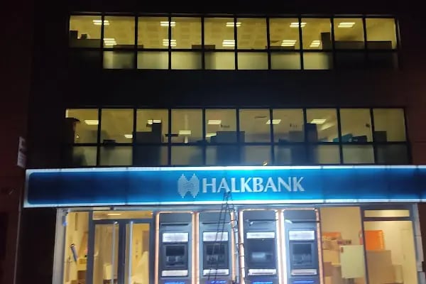 Halkbank Konya Şubesi - Resim 2