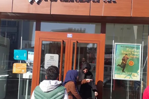 Halkbank Konya Şubesi - Resim 14