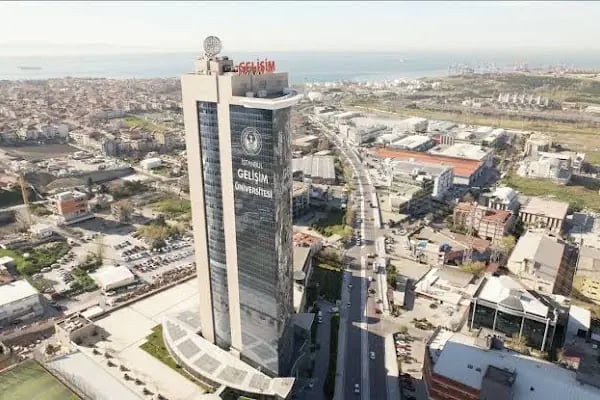 İstanbul Gelişim Üniversitesi Yabancı Diller Yüksekokulu - Resim 3