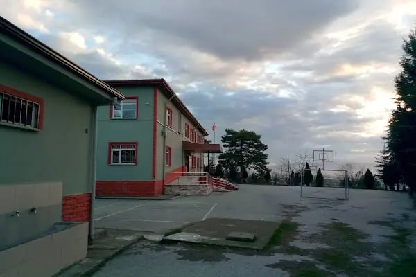 Yavuz Selim İlköğretim Okulu - Resim 18