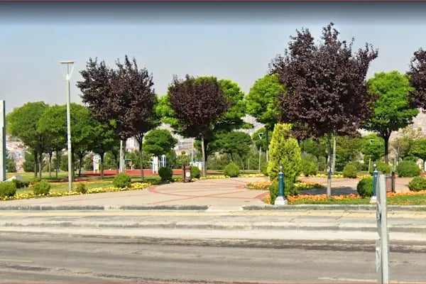 Aliya İzzet Begoviç Parkı - Resim 14