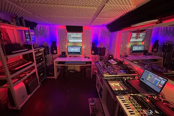 AudioWorkz Bodrum - Resim 2