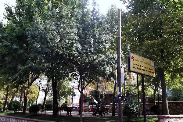 T.C. Avcılar Belediyesi Şehit J.Kom.Çavuş Ali Bolçay Parkı - Resim 3