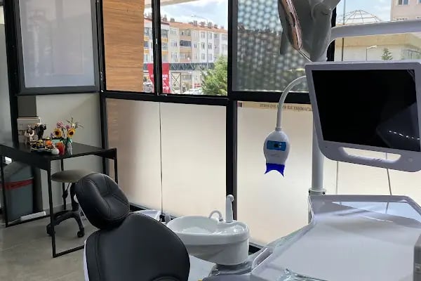 Özel Ömürevleri Ağız Ve Diş Sağlığı Polikliniği - Resim 4