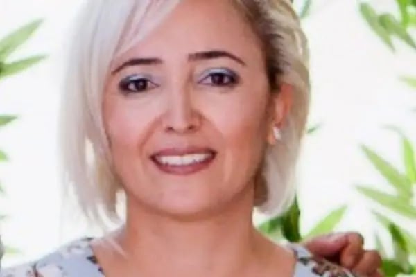 Dt. Nevin Eren, Diş Hekimi - Resim 10