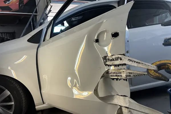 Süvariler Oto Servis Kaporta Mekanik Boyasız Onarım - Resim 11