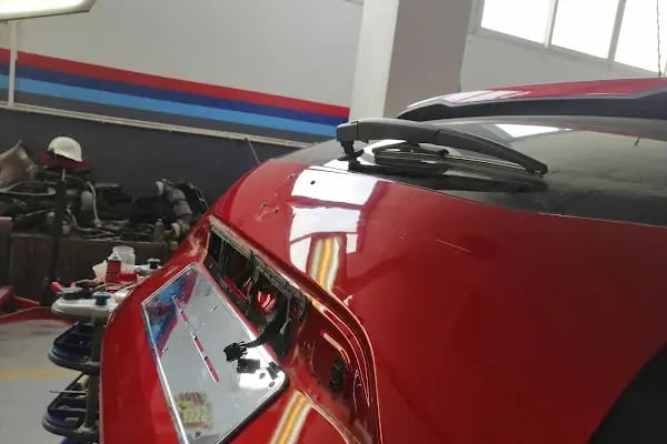 Süvariler Oto Servis Kaporta Mekanik Boyasız Onarım - Resim 2