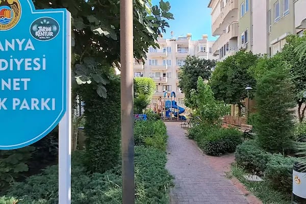 Yönet Çocuk Parkı - Resim 4