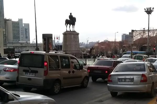 Yönet Çocuk Parkı - Resim 7