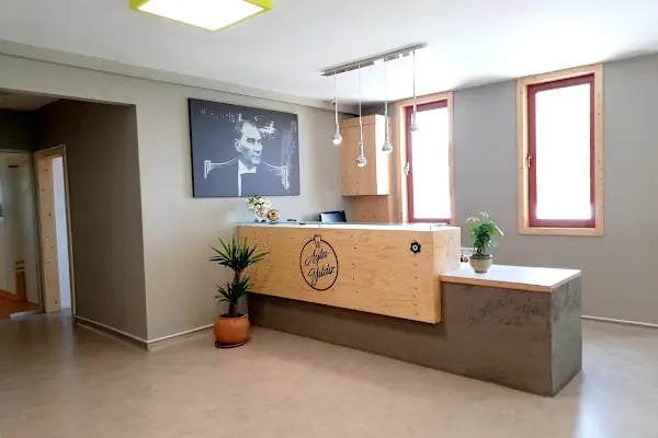 Diş Hekimi Ayla Yıldız Diş Kliniği - Ankara - Resim 2