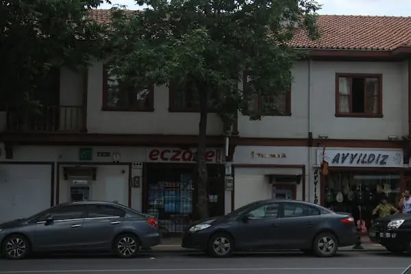 Öktem Eczanesi - Resim 2
