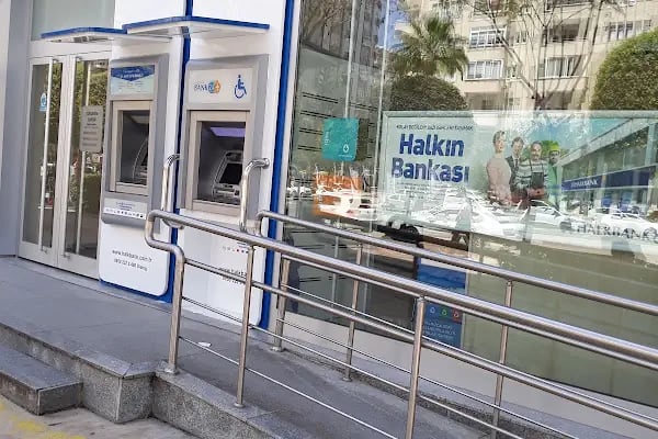 Halkbank Çukurova Şubesi - Resim 2