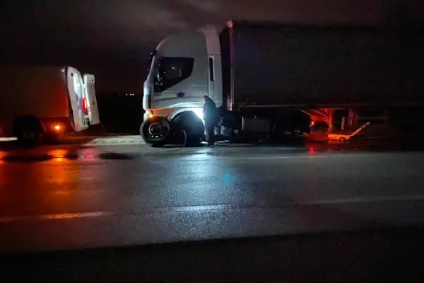 KONYA LASTİKCİ MOBİL LASTİK SERVİSİ Selçuklu 24 saat açık lastikçi - Resim 20