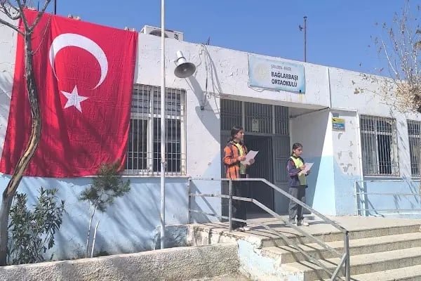 Bağlarbaşı Ortaokulu Birecik - Resim 3