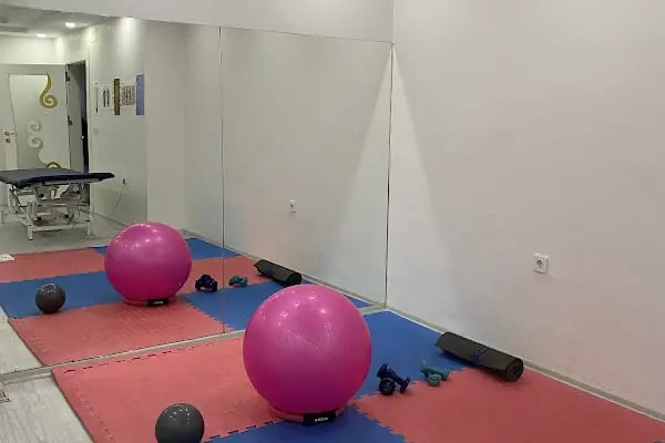 FizyoHalfeti Fizyoterapi Ve Sağlıklı Yaşam Merkezi - Resim 1