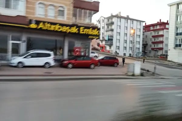ALTINBAŞAK EMLAK ve OTO - Resim 2