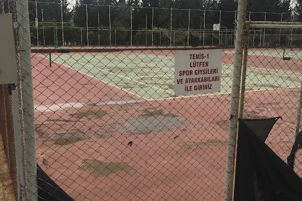 Çukurova Üniversitesi Tenis Kortları - Resim 1