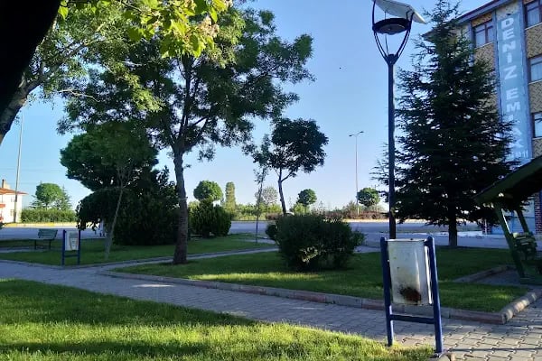 Şht. Canöz Kansu Parkı - Resim 2