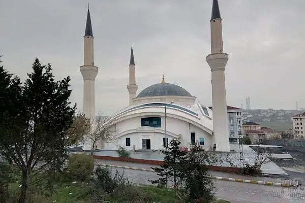 HADIMKÖY MERKEZ CAMİİ - Resim 1