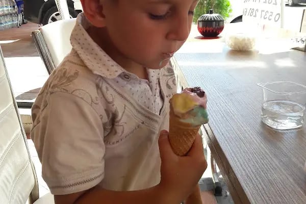 Yetişal Zafer Unlu Mamülleri - Resim 11