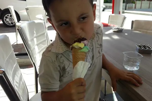 Yetişal Zafer Unlu Mamülleri - Resim 8